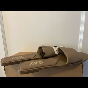 Zara Sandal *New*